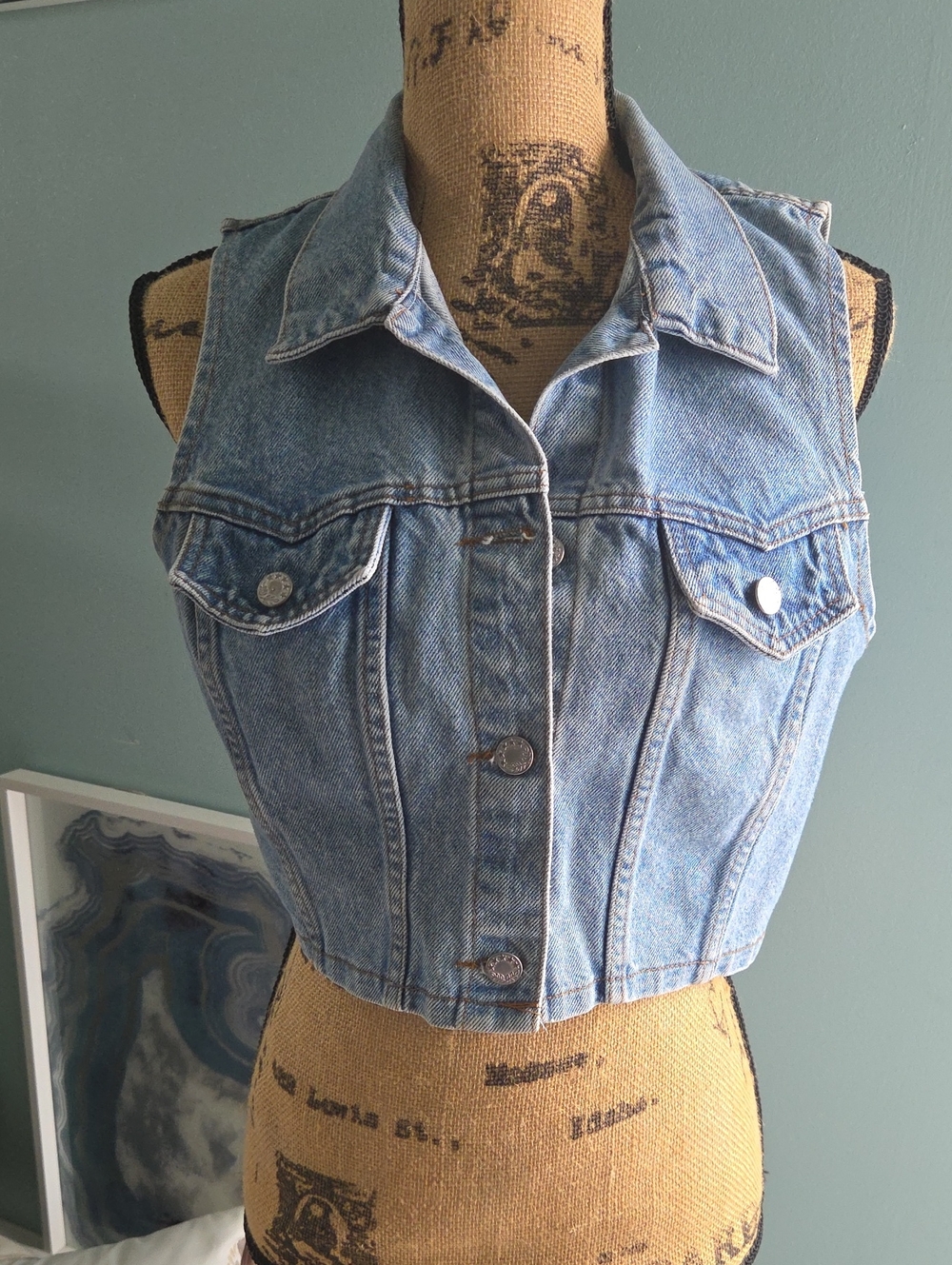 Vtg 90s Cropped Light Wash Denim Vest - Blue